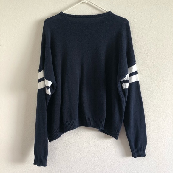 Brandy Melville Veena New York Graphic Sweater - Picture 6 of 6